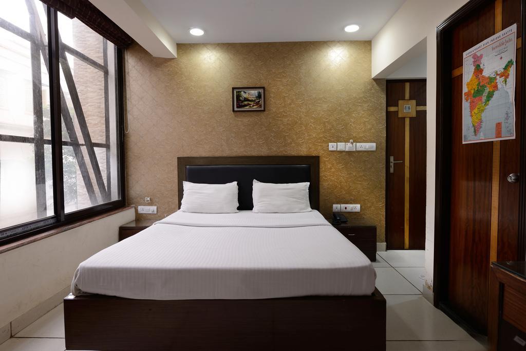 Golden Apple Boutique Hotel Kolkata Bagian luar foto