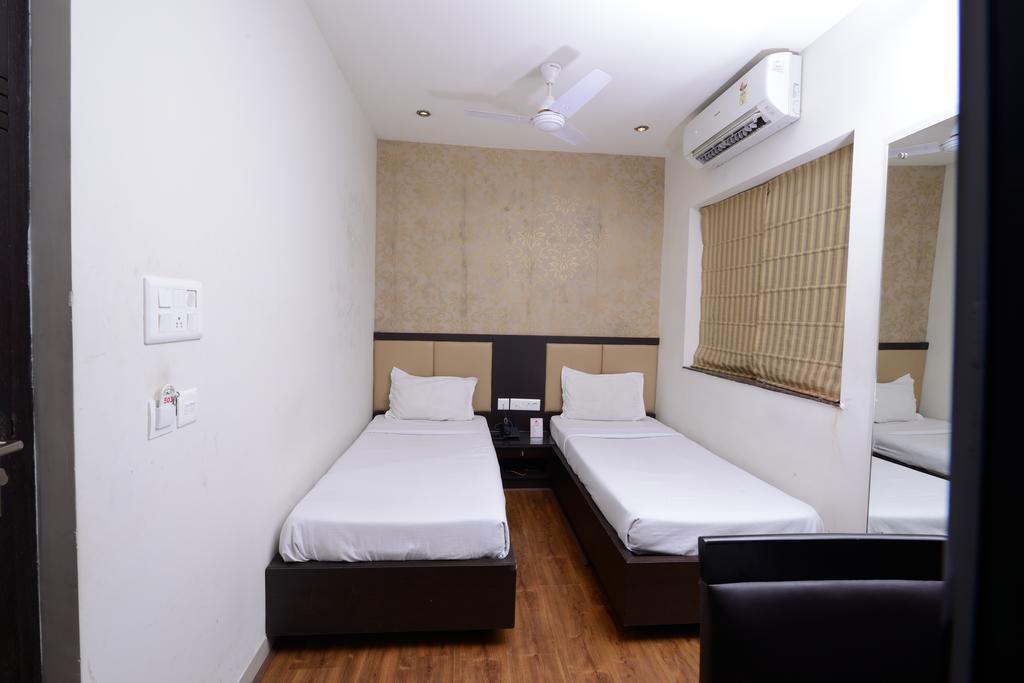 Golden Apple Boutique Hotel Kolkata Bagian luar foto