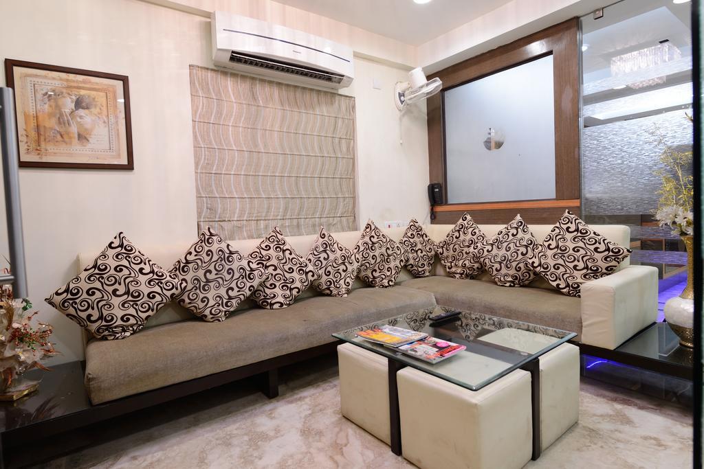 Golden Apple Boutique Hotel Kolkata Bagian luar foto