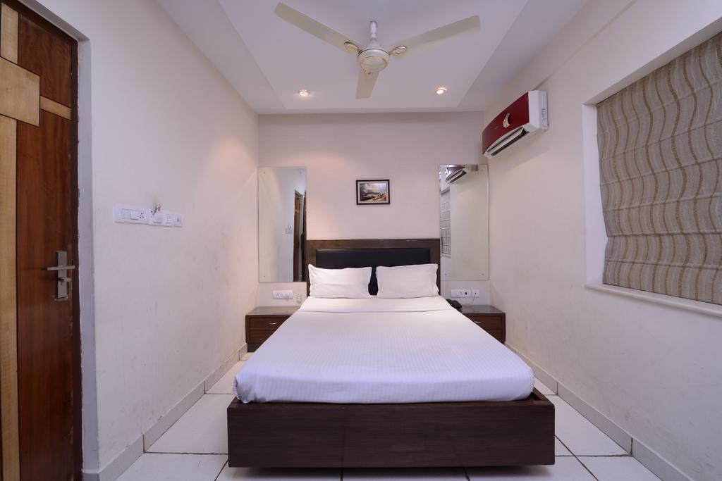 Golden Apple Boutique Hotel Kolkata Bagian luar foto